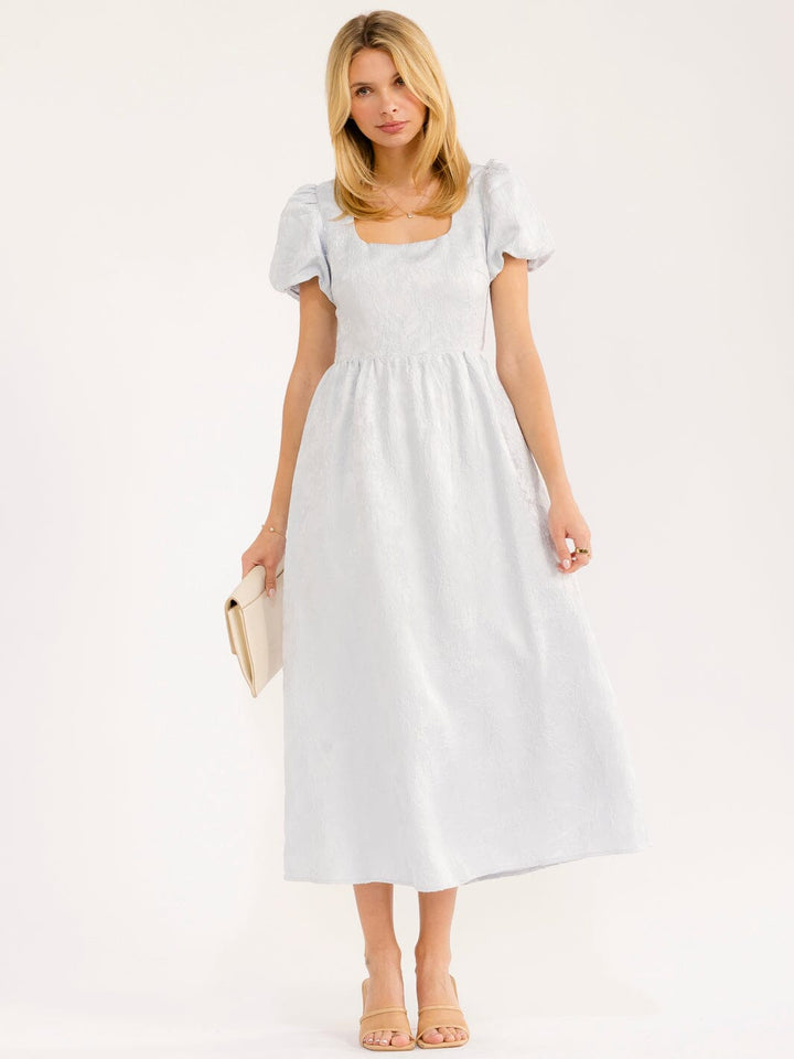WOMEN'S SHORT PUFF SLEEVE SQUARE NECK FIT & FLARE OPEN BACK MAXI DRESS