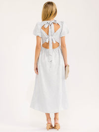 WOMEN'S SHORT PUFF SLEEVE SQUARE NECK FIT & FLARE OPEN BACK MAXI DRESS