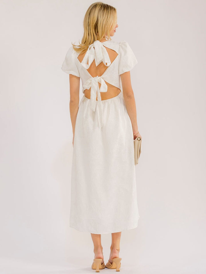 WOMEN'S SHORT PUFF SLEEVE SQUARE NECK FIT & FLARE OPEN BACK MAXI DRESS