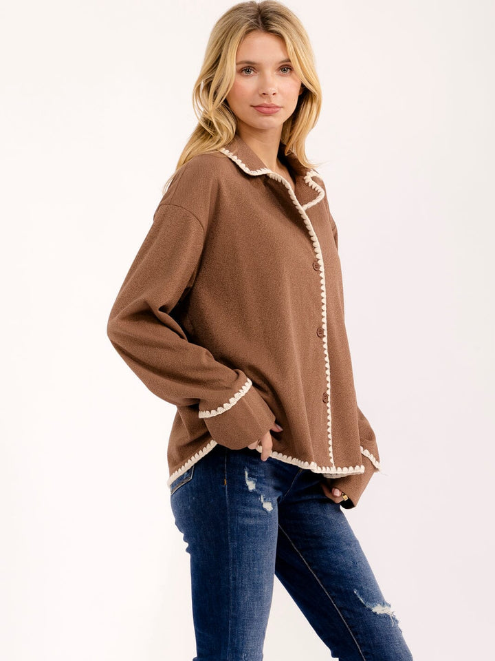 WOMEN'S LONG SLEEVE BUTTON CLOSURE TRIM DETAILED SWEATER