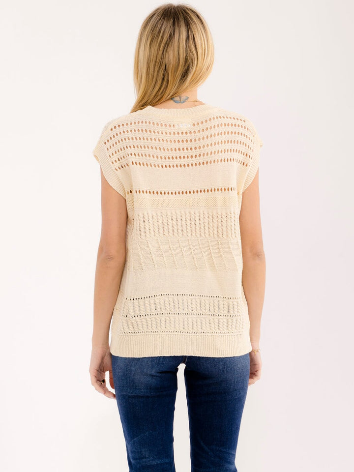 WOMEN'S SLEEVELESS CROCHET BLOUSE