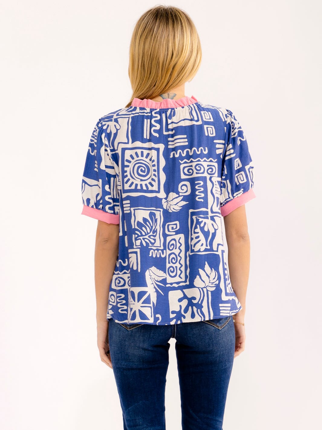 WOMEN'S SHORT SLEEVE V-NECK MULTI PRINT STRIPES BLOUSE