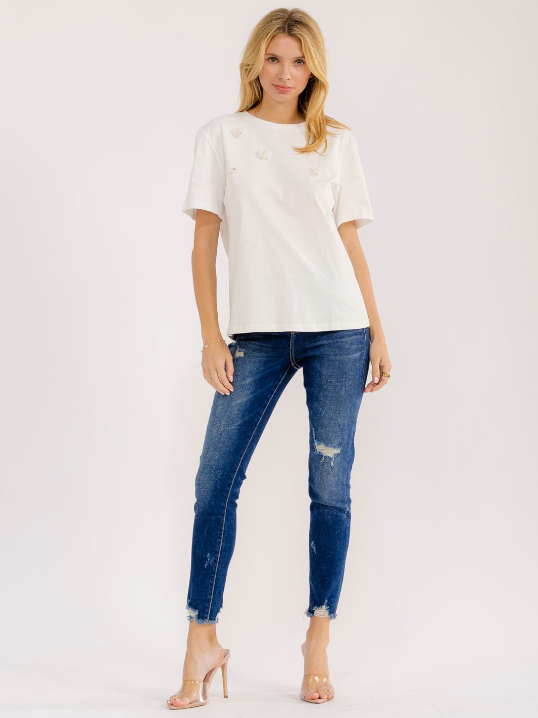 WOMEN'S SHORT SLEEVE SEQUINS DETAILED T-SHIRT