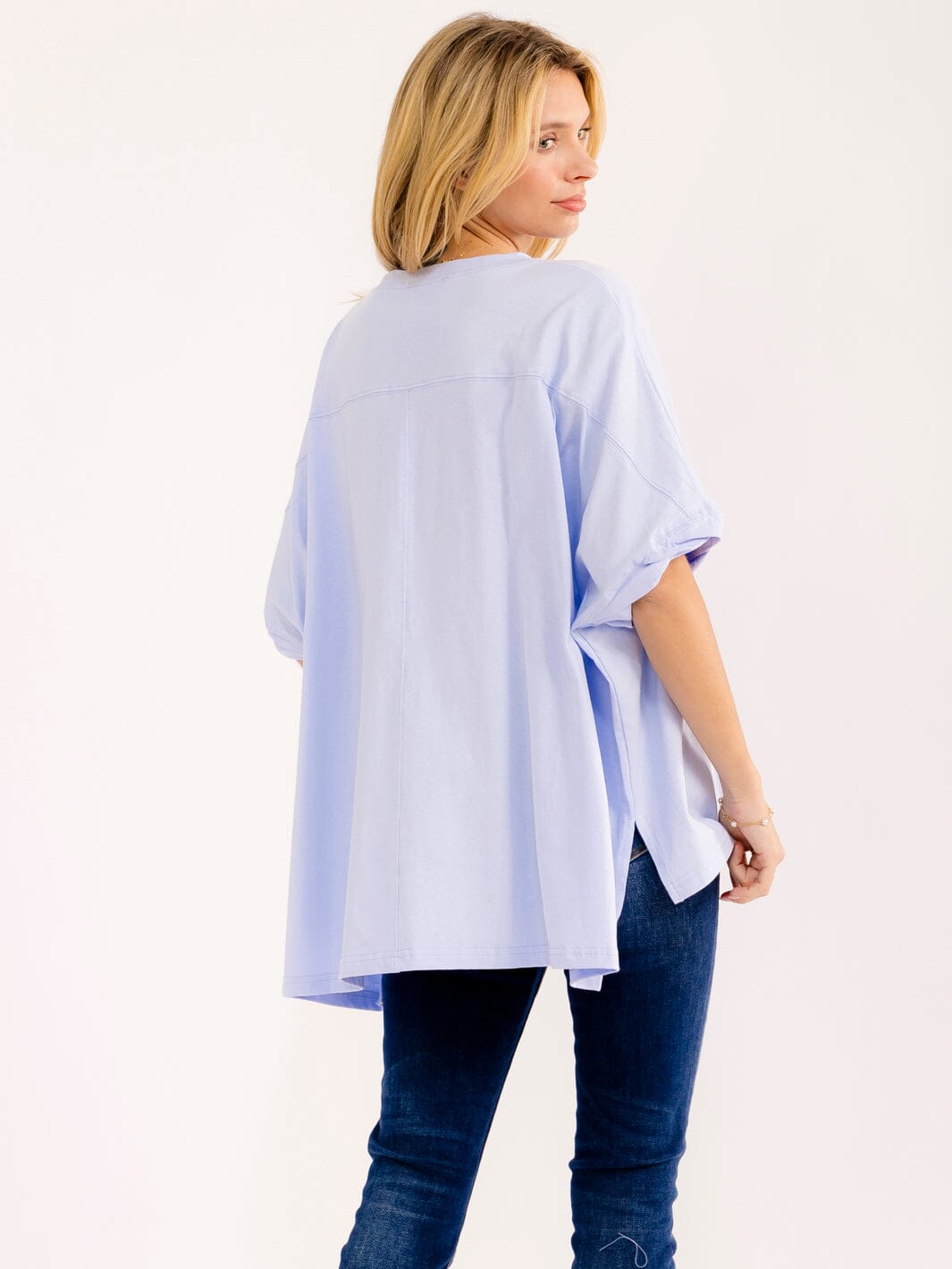 WOMEN'S SHORT SLEEVE HIGH-LOW GRAPHIC OVERSIZED T-SHIRT