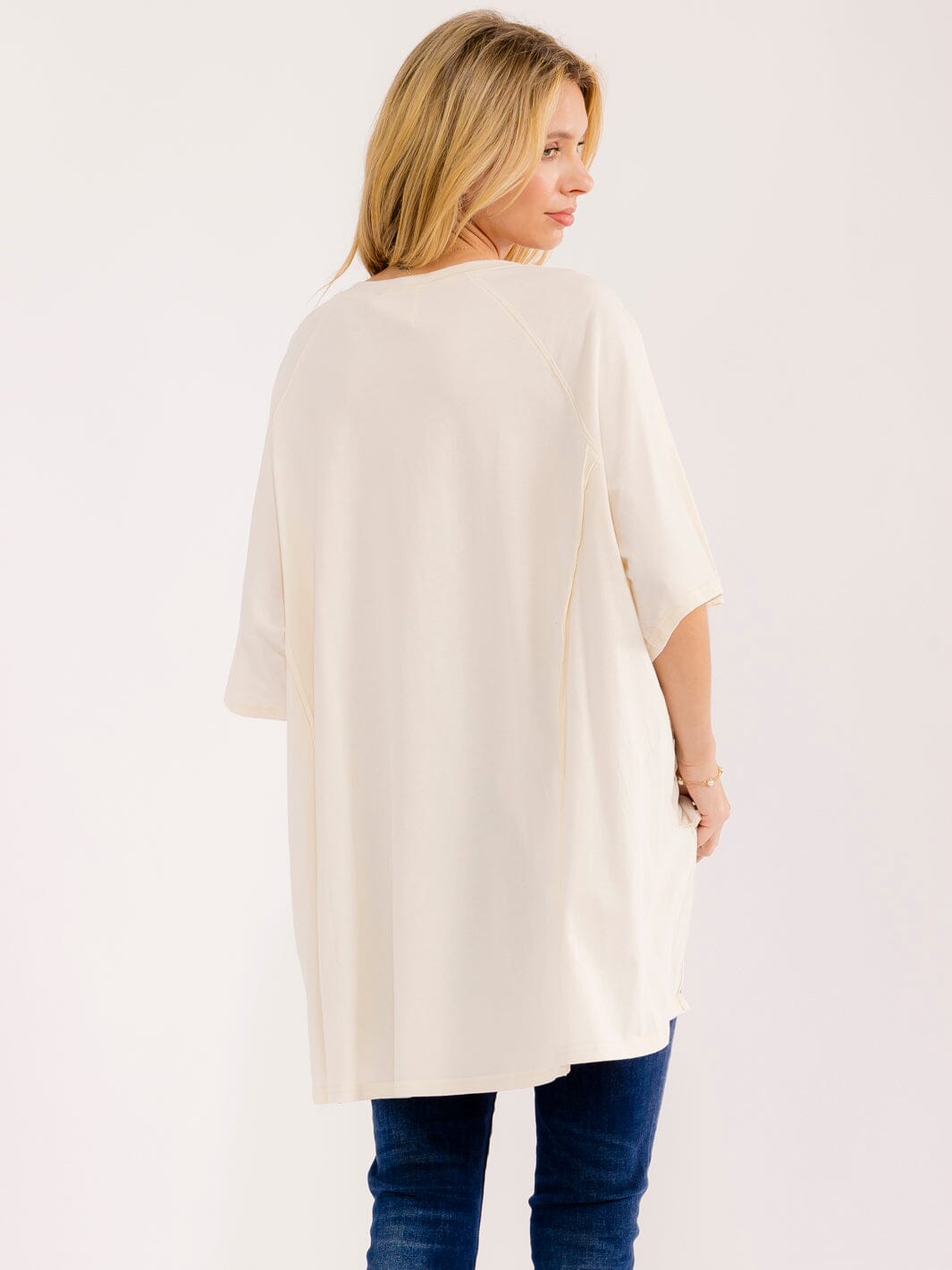 WOMEN'S SHORT SLEEVE HIGH-LOW GRAPHIC OVERSIZED T-SHIRT