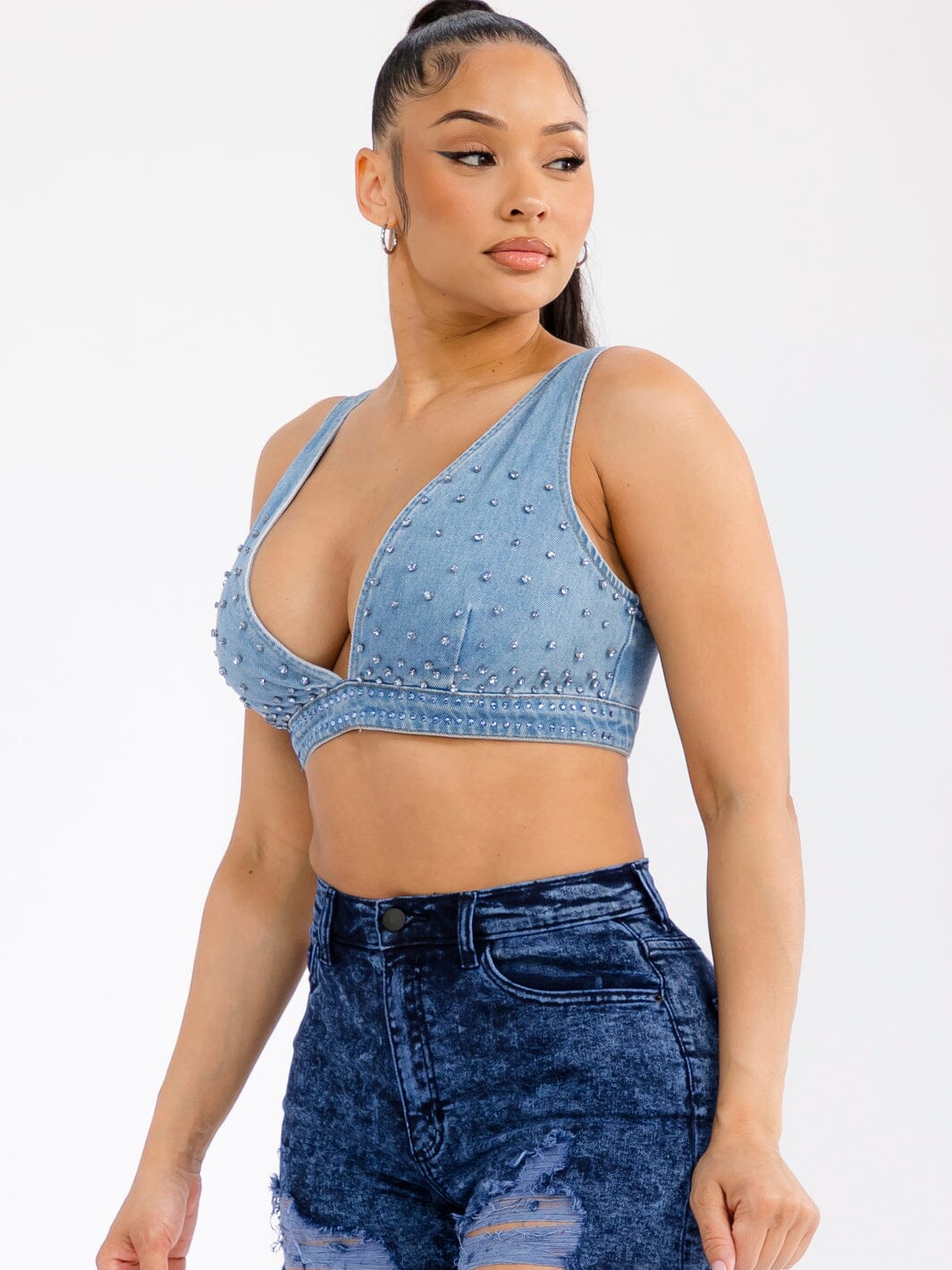 WOMEN'S SLEEVELESS V-NECK RHINESTONE DENIM CROP TOP