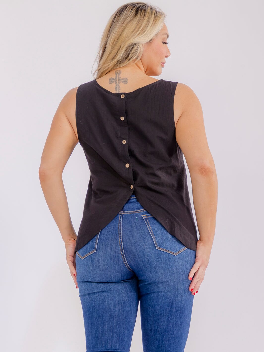 PLUS SIZE SLEEVELESS CROCHET BACK BUTTON UP TANK TOP