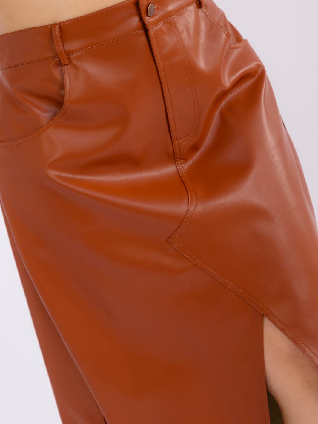 PLUS SIZE BUTTON CLOSURE FRONT SLIT POCKETS PU PLEATHER MAXI SKIRT