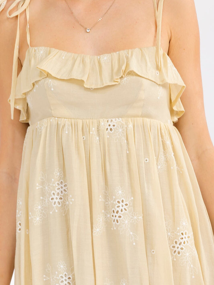 WOMEN'S SLEEVELESS RUFFLE ELASTIC WAIST EYELET SHIMMER MINI DRESS