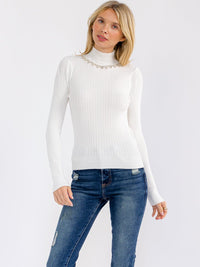 WOMEN'S LONG SLEEVE TURTLE NECK RHINESTONES DETAILED BLOUSE