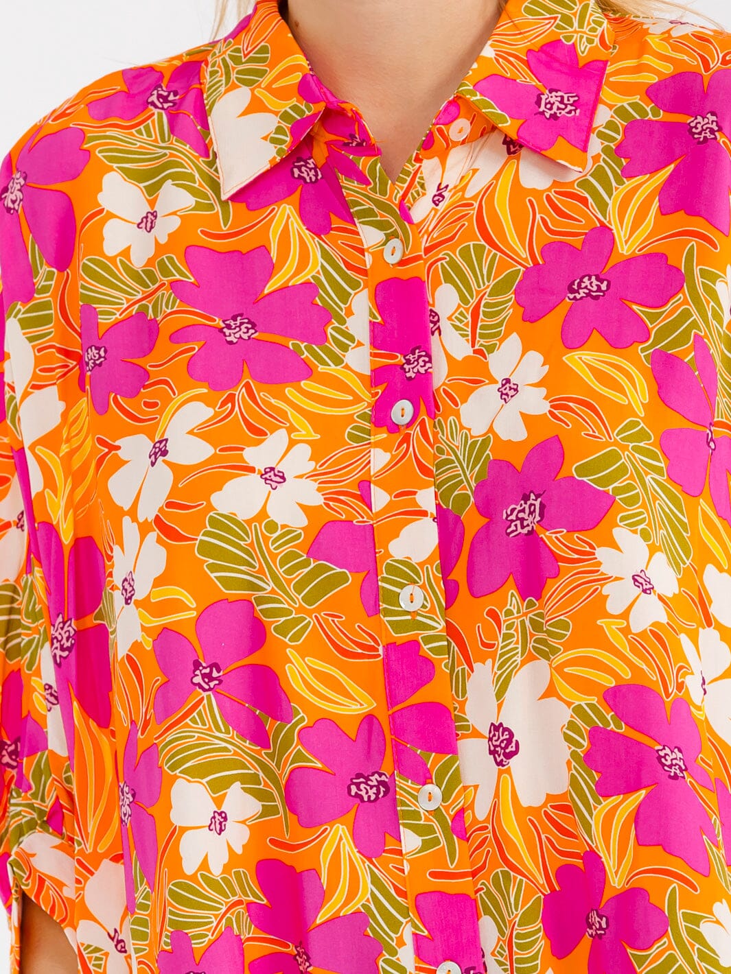 WOMEN'S SHORT SLEEVE BUTTON UP LOOSE FIT FLORAL PRINT BLOUSE