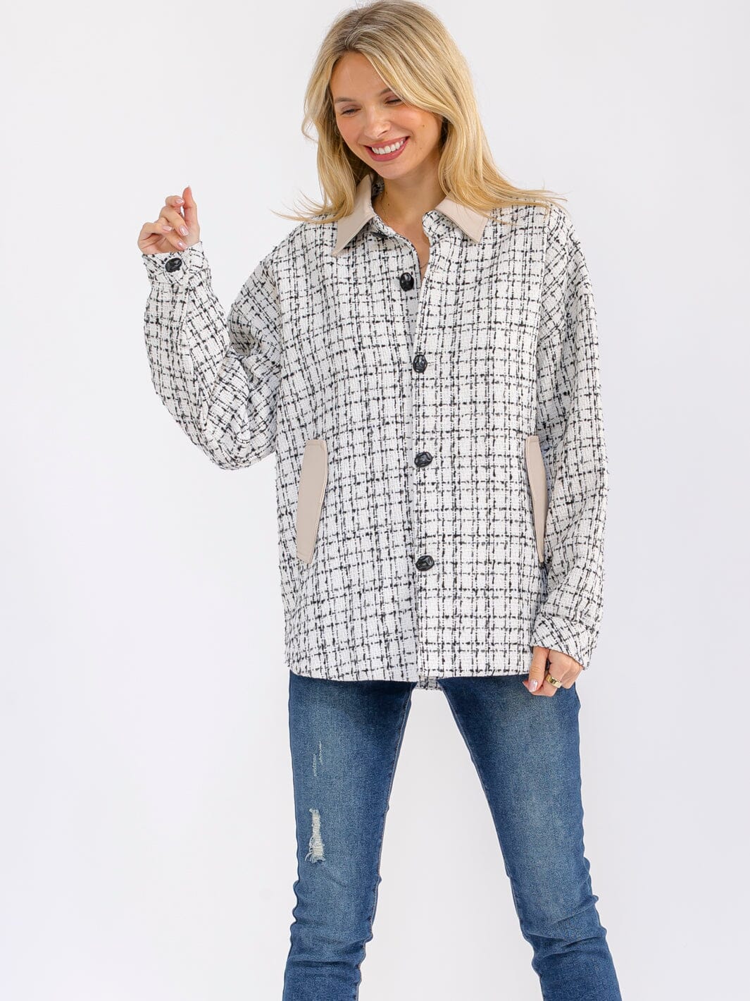 WOMEN'S LONG SLEEVE BUTTON CLOSURE FRONT POCKETS TWEED JACKET