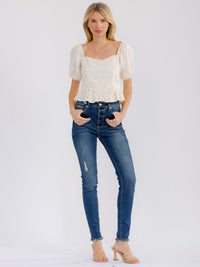 WOMEN'S SHORT PUFF SLEEVE SMOCK STITCHED DETAILED BLOUSE