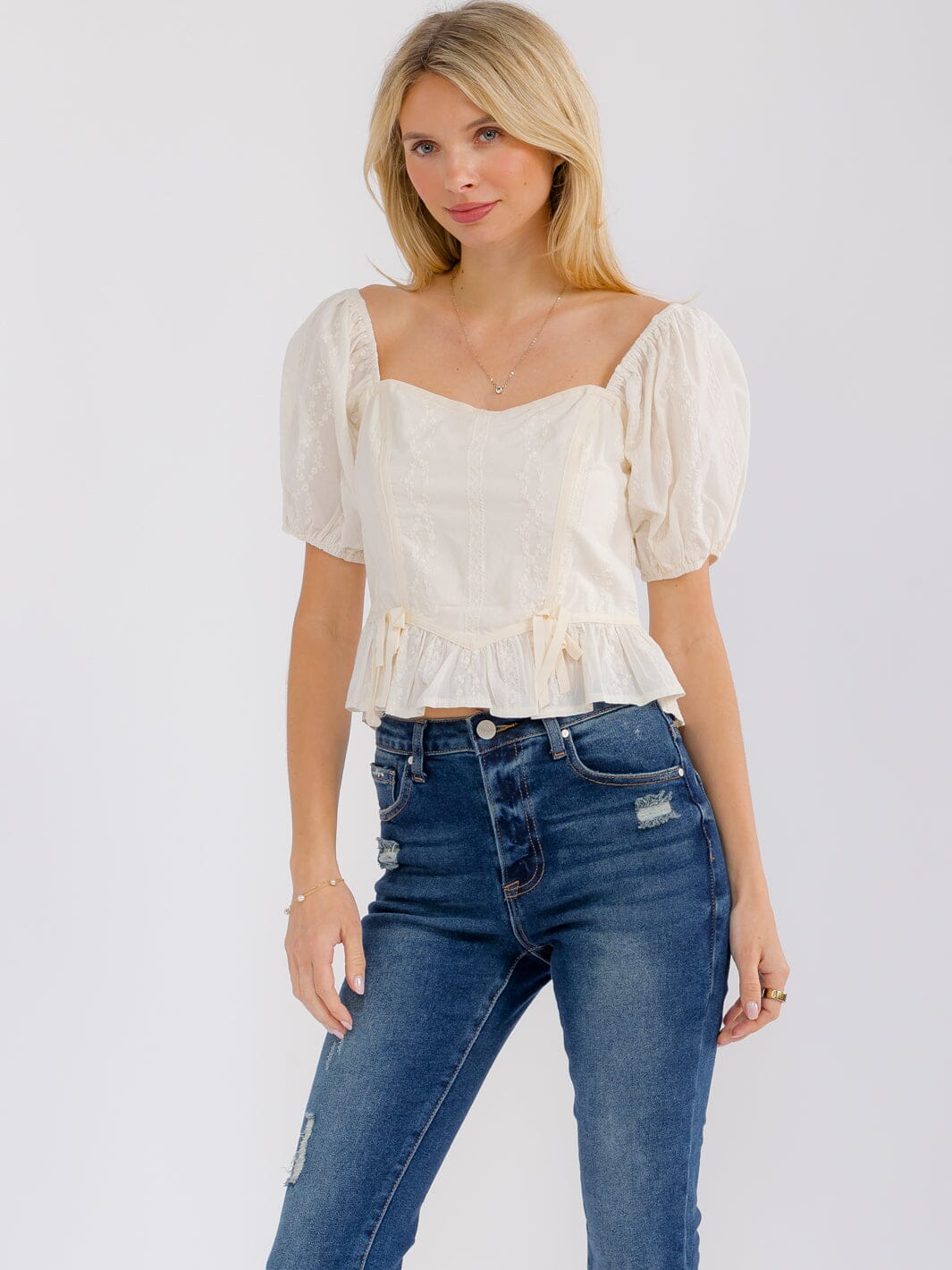 WOMEN'S SHORT PUFF SLEEVE SMOCK STITCHED DETAILED BLOUSE