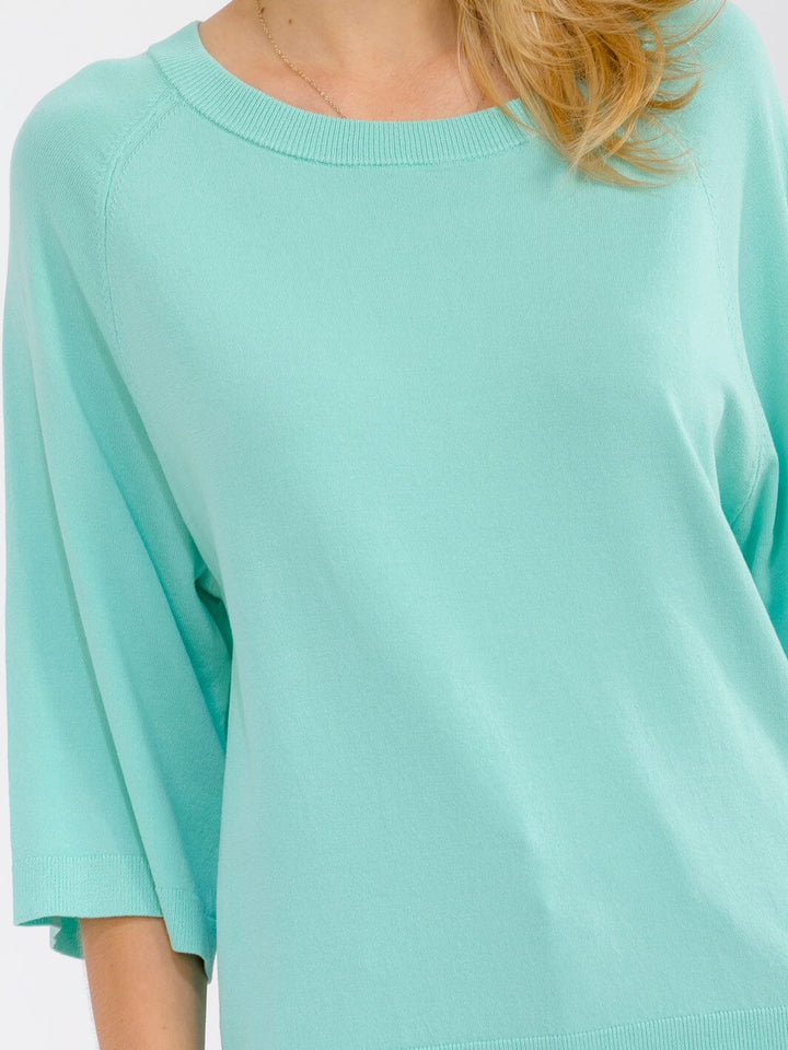 WOMEN'S 3/4 SLEEVE SOLID LOOSE FIT BLOUSE