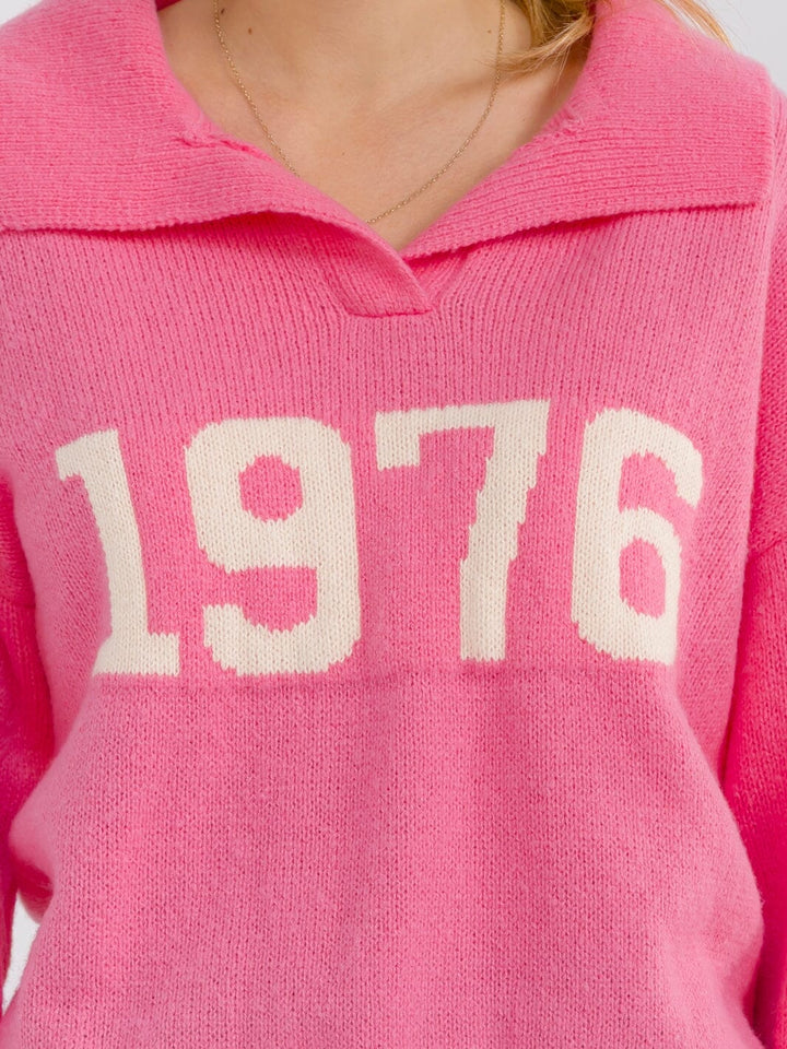 WOMEN'S LONG SLEEVE V-NECK GRAPHIC PULLOVER SWEATER