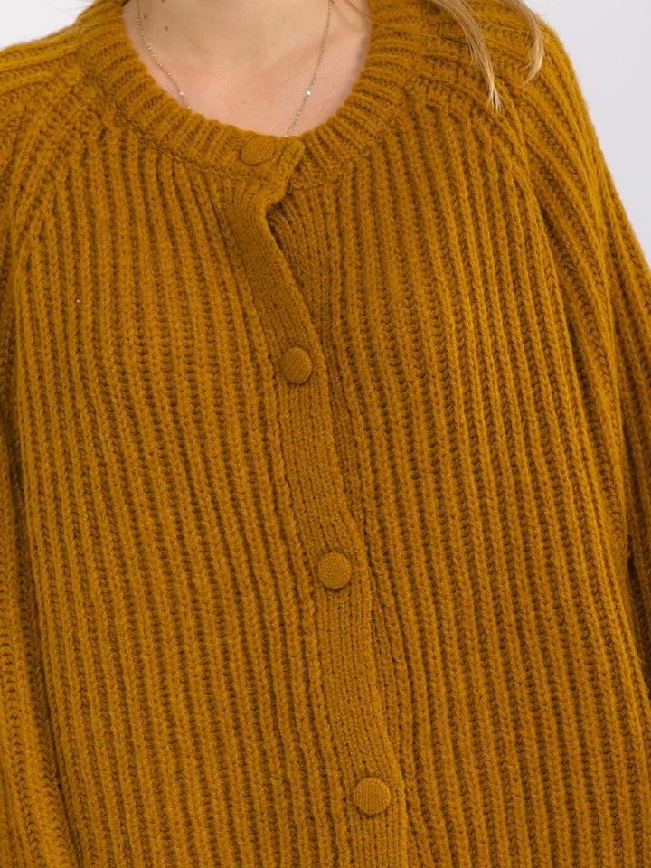 WOMEN'S LONG SLEEVE BUTTON CLOSURE SWEATER