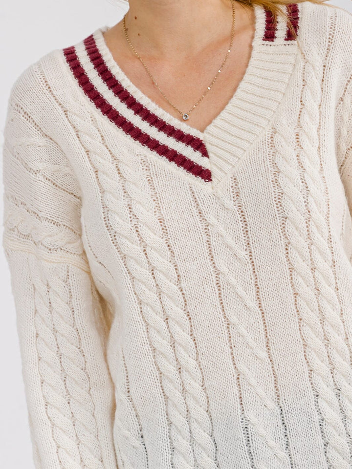 WOMEN'S LONG SLEEVE V-NECK CABLE KNITTED PULLOVER SWEATER