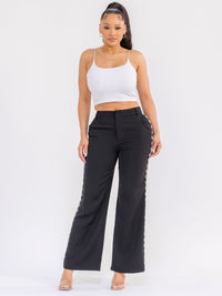 WOMEN'S BUTTON CLOSURE SIDE PEARL DETAILED WIDE LEG PANTS