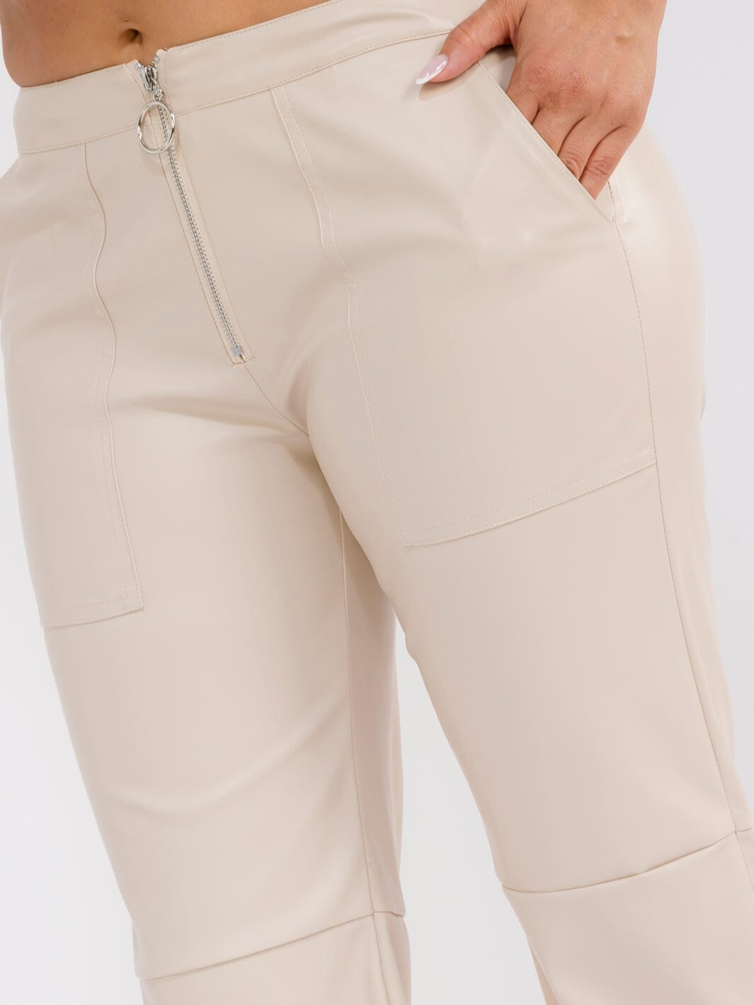 WOMEN'S BUTTON CLOSURE FRONT POCKETS WIDE LEG PU PLEATHER PANTS
