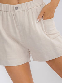 WOMEN'S ELASTIC WAIST BUTTON CLOSURE POCKETS LINEN MINI SHORTS
