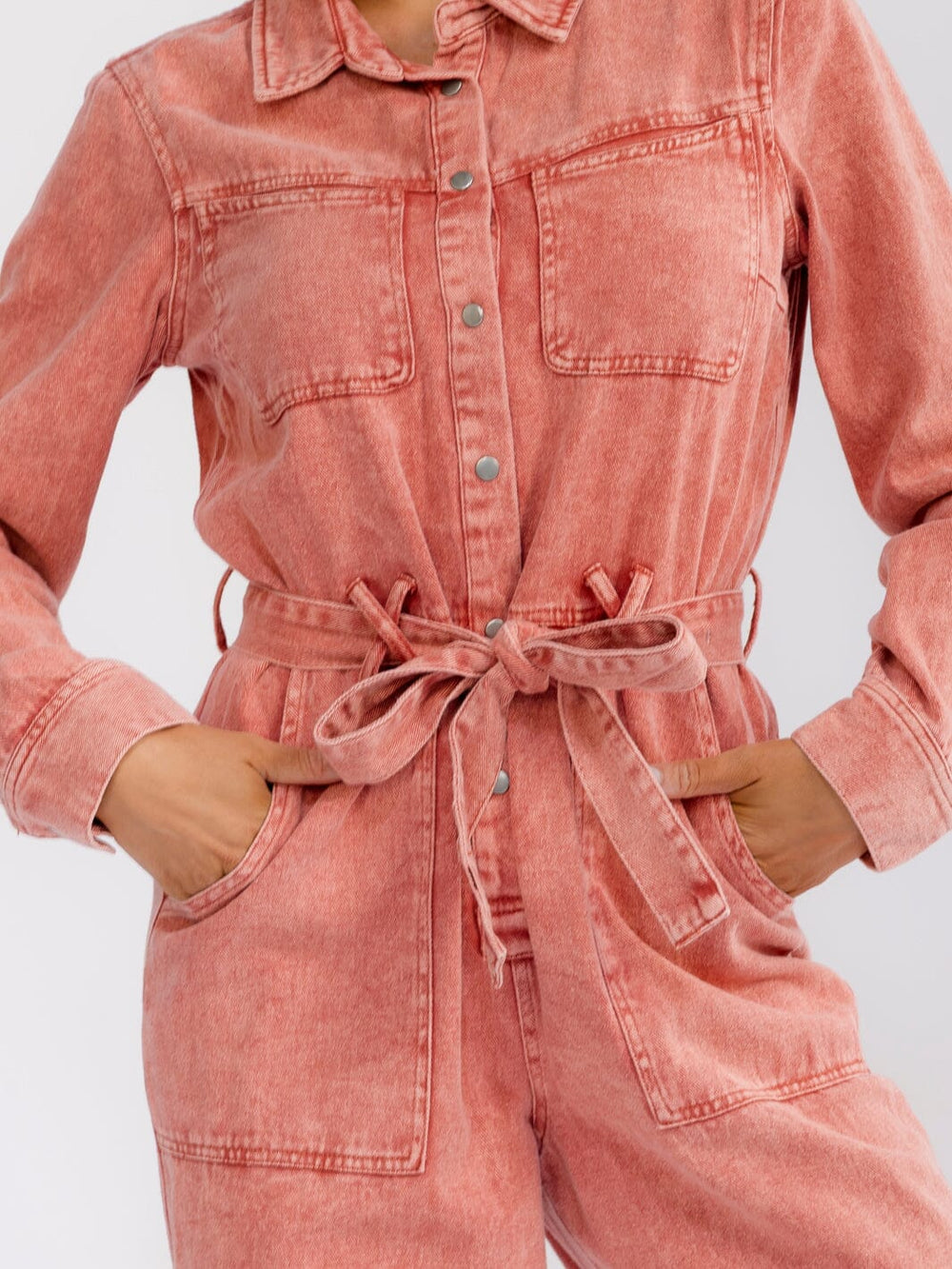 WOMEN'S LONG SLEEVE BUTTON UP SELF TIE STARIGHT LEG WASHED DENIM JUMPSUIT