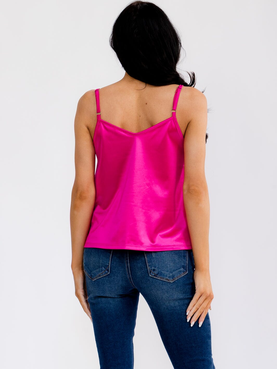 WOMEN'S SLEEVELESS V-NECK SATIN TANK TOP