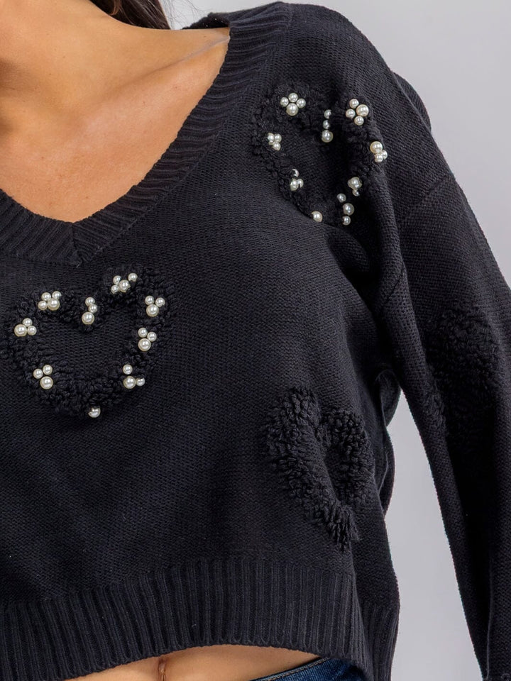 WOMEN'S LONG SLEEVE V-NECK HEART DETAILED PULLOVER SWEATER