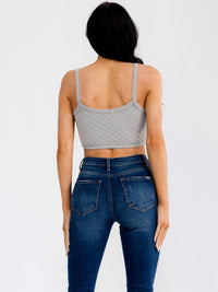 WOMEN'S SLEEVELESS STITCHED CROP TANK TOP