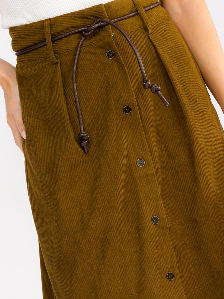 WOMEN'S BUTTON CLOSURE FRONT BELT RIBBED MIDI SKIRT