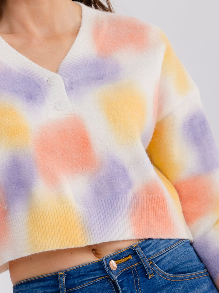 WOMEN'S LONG SLEEVE BUTTON CLOSURE TIE DYE SWEATER