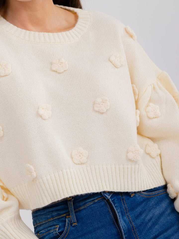 WOMEN'S LONG SLEEVE FLOWER DETAILED PULLOVER SWEATER