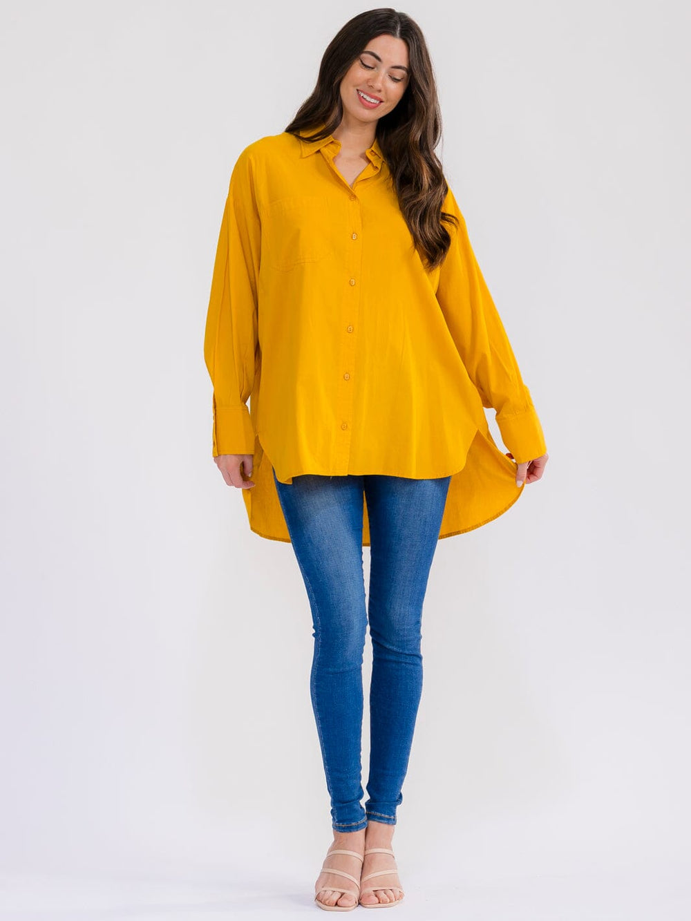 WOMEN'S LONG SLEEVE BUTTON UP HIGH-LOW OVERSIZED SHIRT