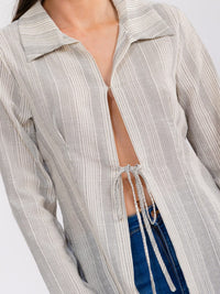 WOMEN'S LONG SLEEVE V-NECK FRONT TIE STRIPES BLOUSE