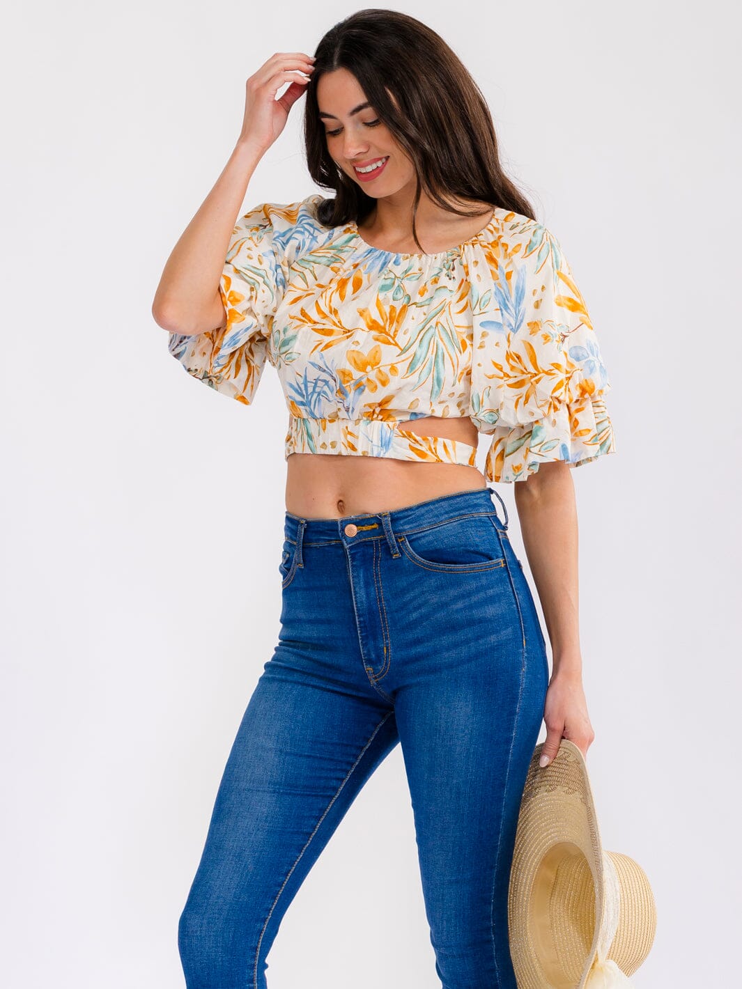 WOMEN'S SHORT PUFF SLEEVE OPEN BACK FLORAL CROP TOP