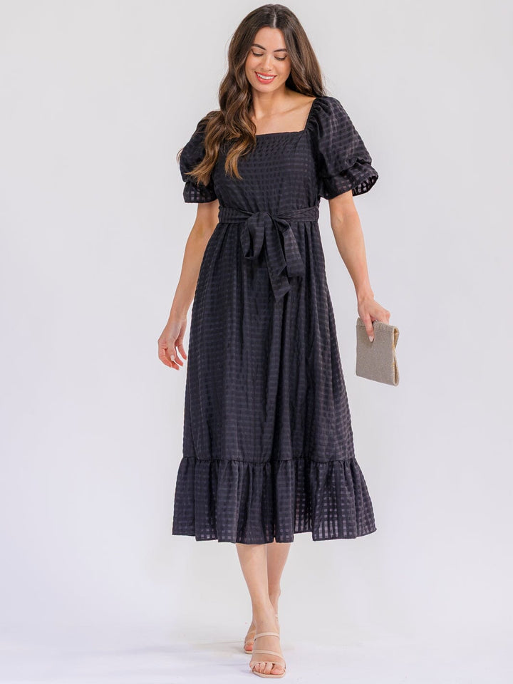 WOMEN'S SHORT PUFF SLEEVE SQUARE NECK FRONT POCKETS TIERED MAXI DRESS