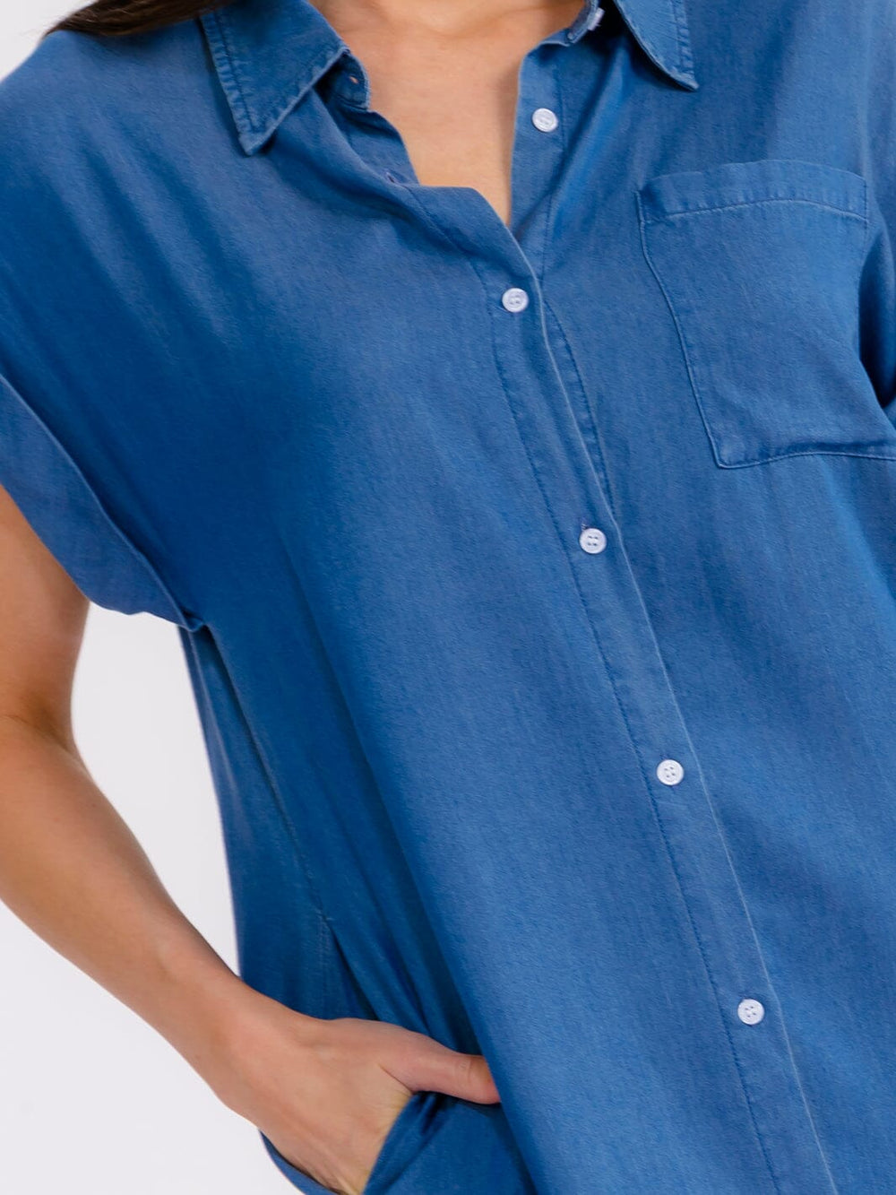 WOMEN'S SHORT SLEEVE BUTTON UP FRONT POCKETS CHAMBRAY MINI DRESS