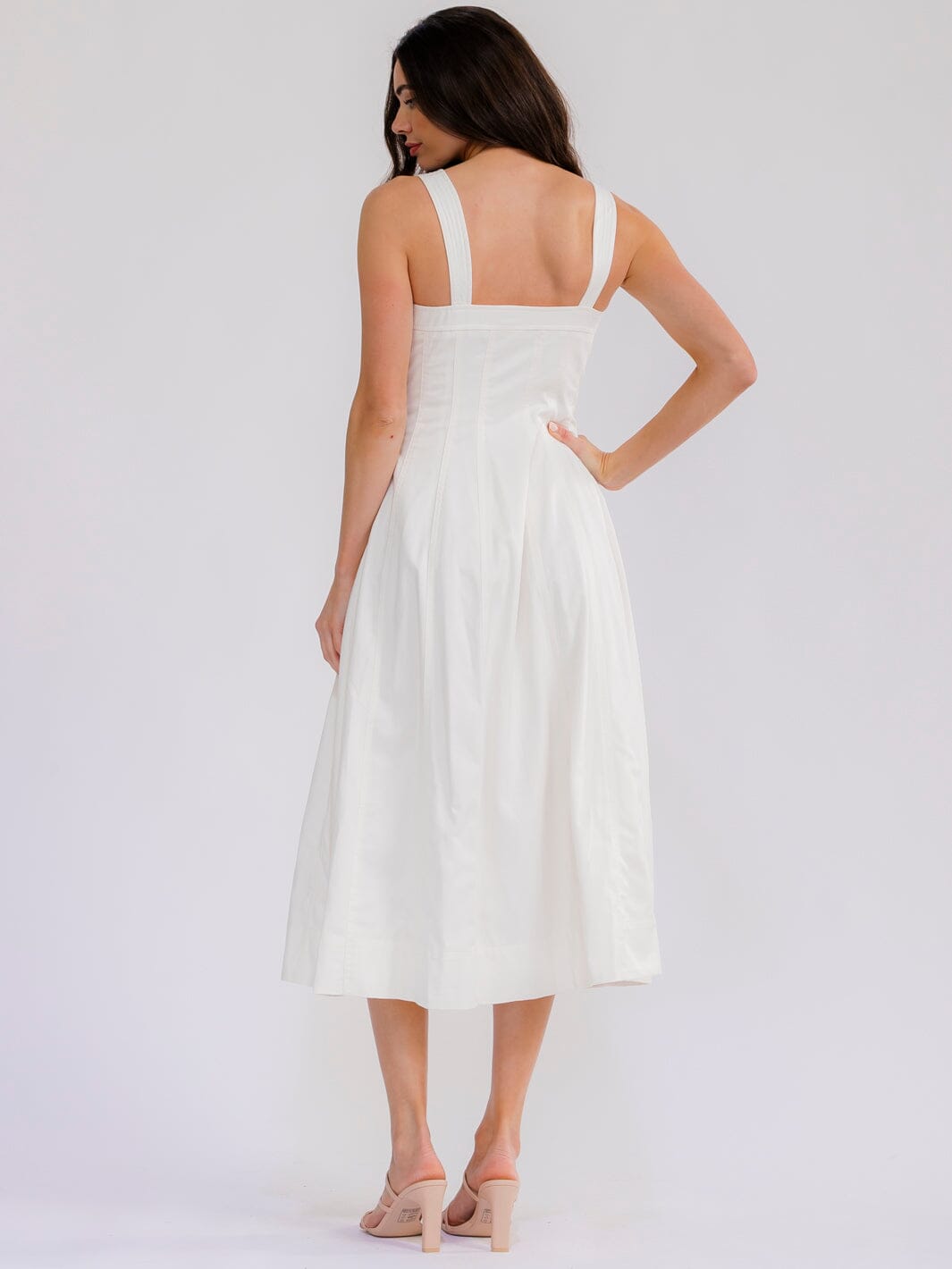 WOMEN'S SLEEVELESS BUTTON CLOSURE FLARE DENIM MAXI DRESS