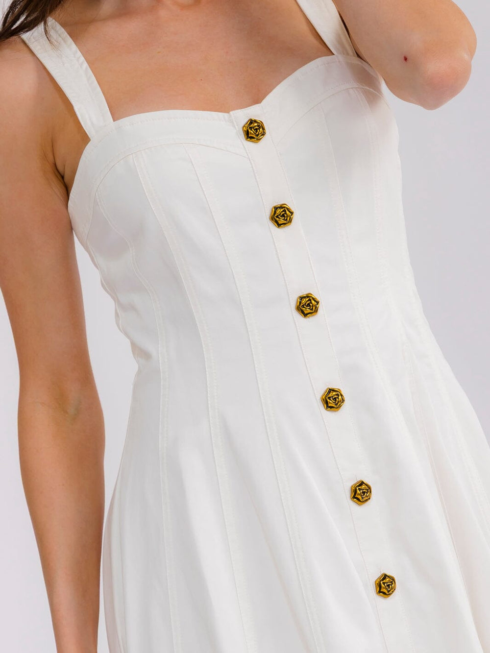 WOMEN'S SLEEVELESS BUTTON CLOSURE FLARE DENIM MAXI DRESS
