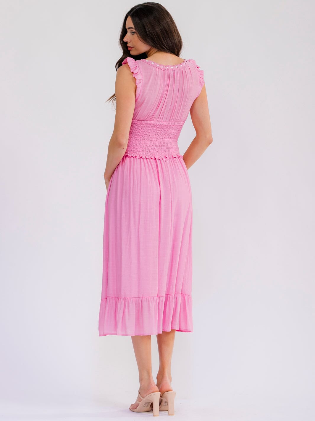 WOMEN'S SLEEVELESS V-NECK SMOCK WAIST MAXI DRESS