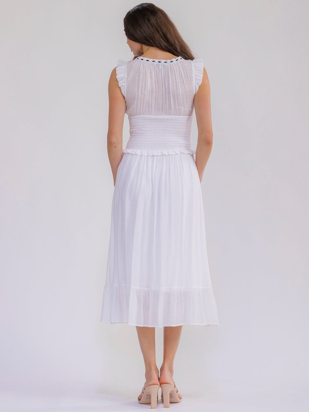 WOMEN'S SLEEVELESS V-NECK SMOCK WAIST MAXI DRESS