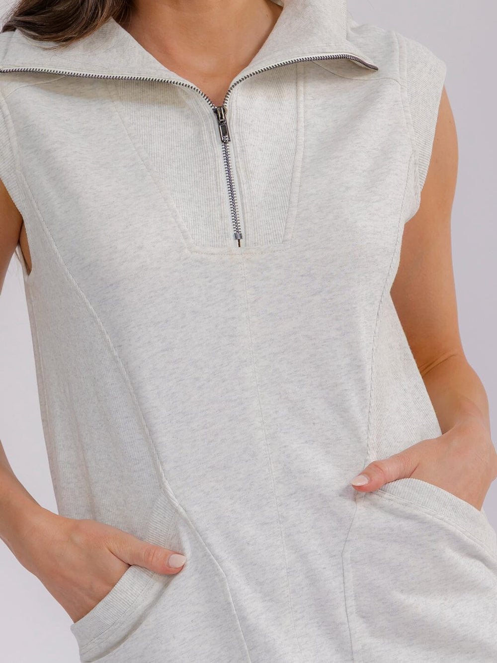 WOMEN'S SLEEVELESS ZIP UP FRONT POCKETS MINI DRESS