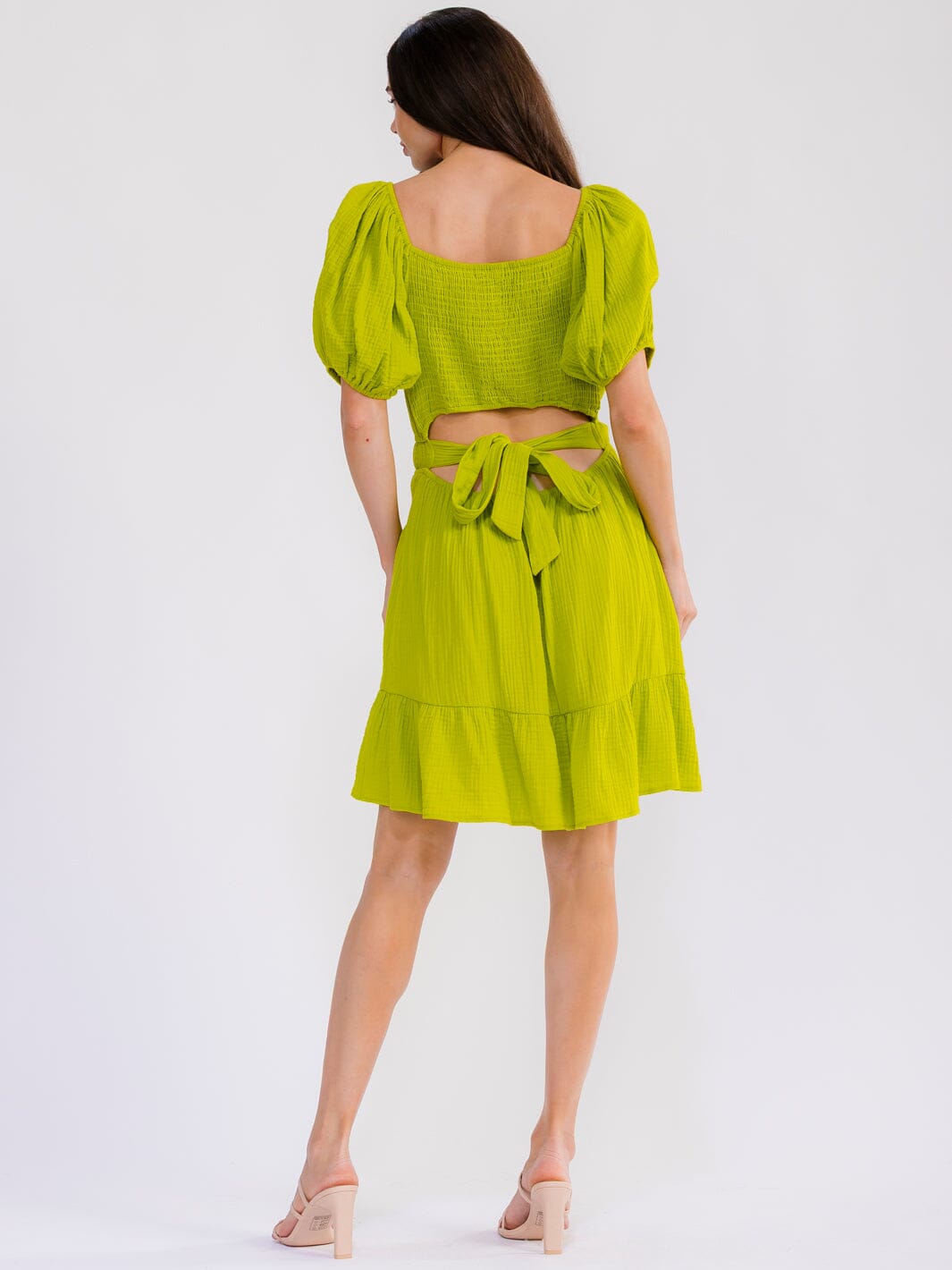 WOMEN'S SHORT SLEEVE SMOCK BACK CUT OUT ELASTIC WAIST MINI DRESS