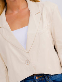 WOMEN'S LONG SLEEVE BUTTON CLOSURE PU PLEATHER BLAZER