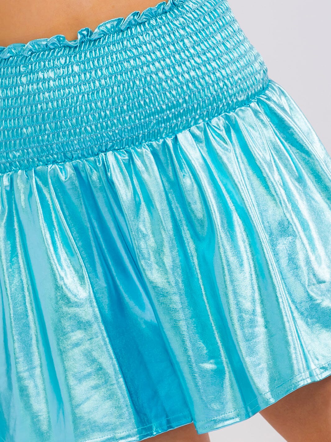 WOMEN'S ELASTIC WAIST METALLIC MINI SHORTS