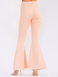 WOMEN'S BUTTON CLOSURE POCKETS BELL LEG STRETCH DENIM PANTS