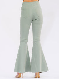 WOMEN'S BUTTON CLOSURE POCKETS BELL LEG STRETCH DENIM PANTS