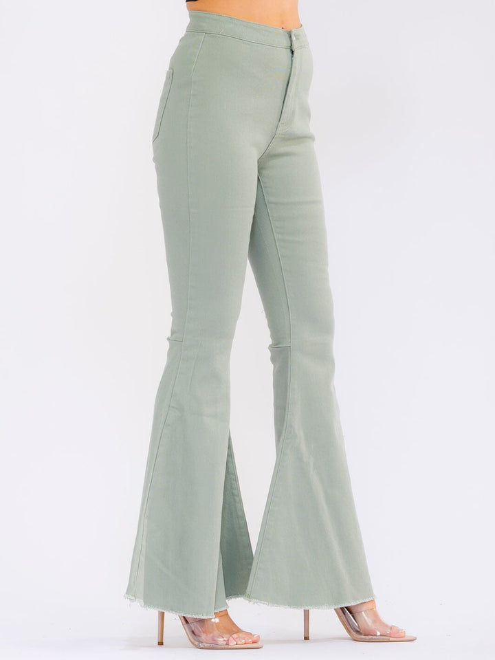 WOMEN'S BUTTON CLOSURE POCKETS BELL LEG STRETCH DENIM PANTS