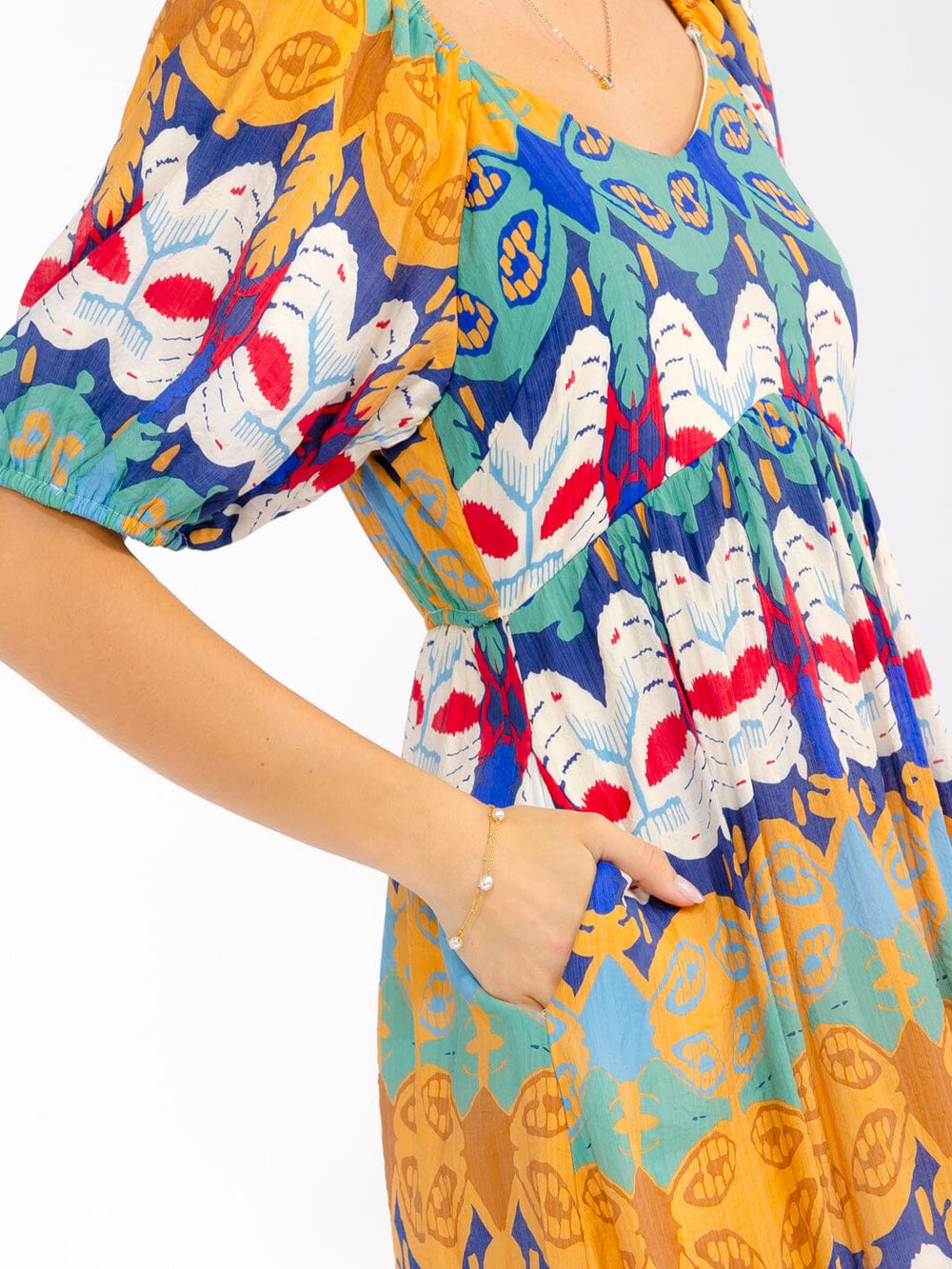 WOMEN'S SHORT SLEEVE V-NECK FRONT POCKETS MULTI PRINT MAXI DRESS