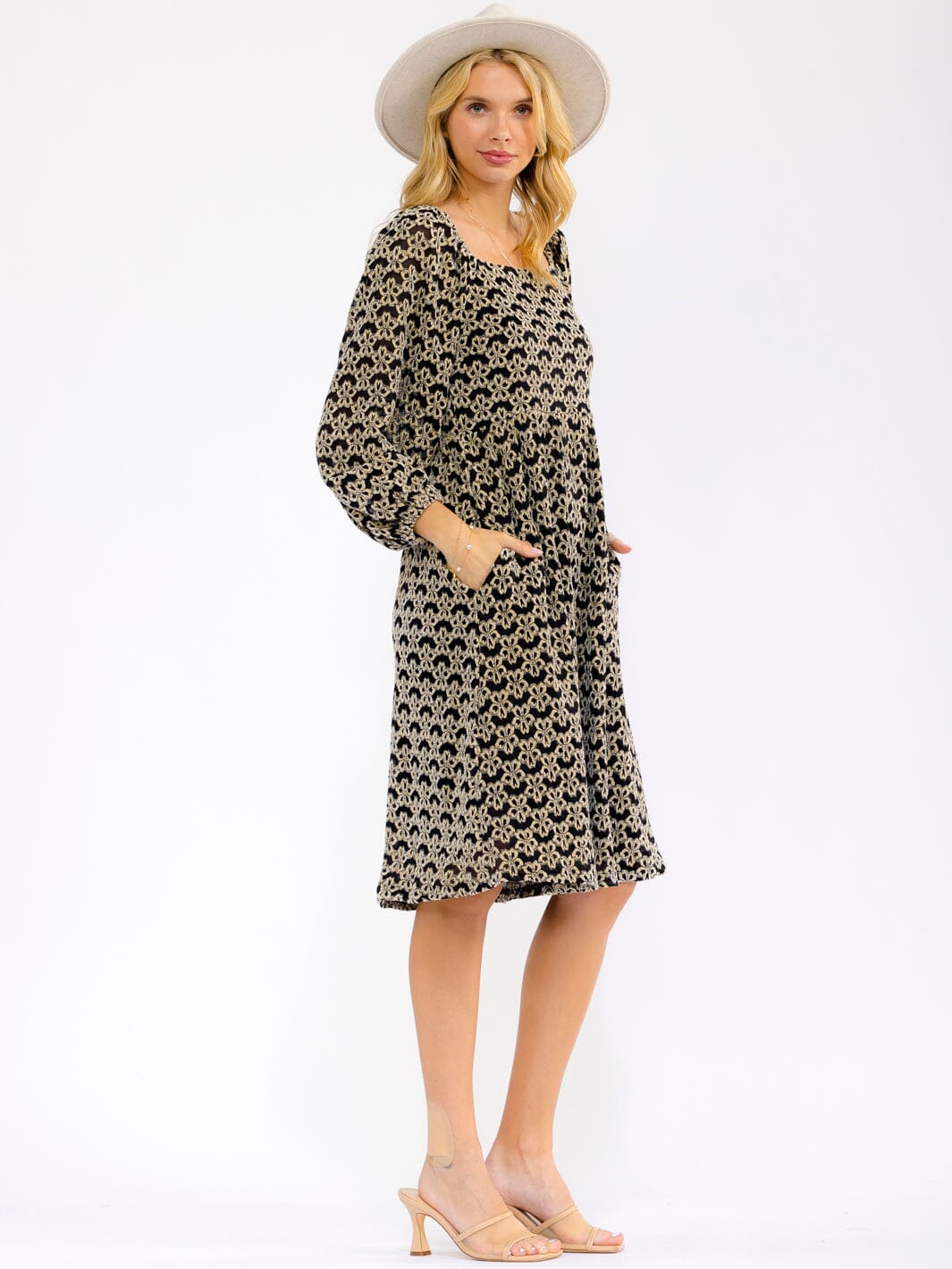 WOMEN'S LONG SLEEVE SQUARE NECK POCKETS FLORAL DETAILED ELASTIC WAIST MIDI DRESS